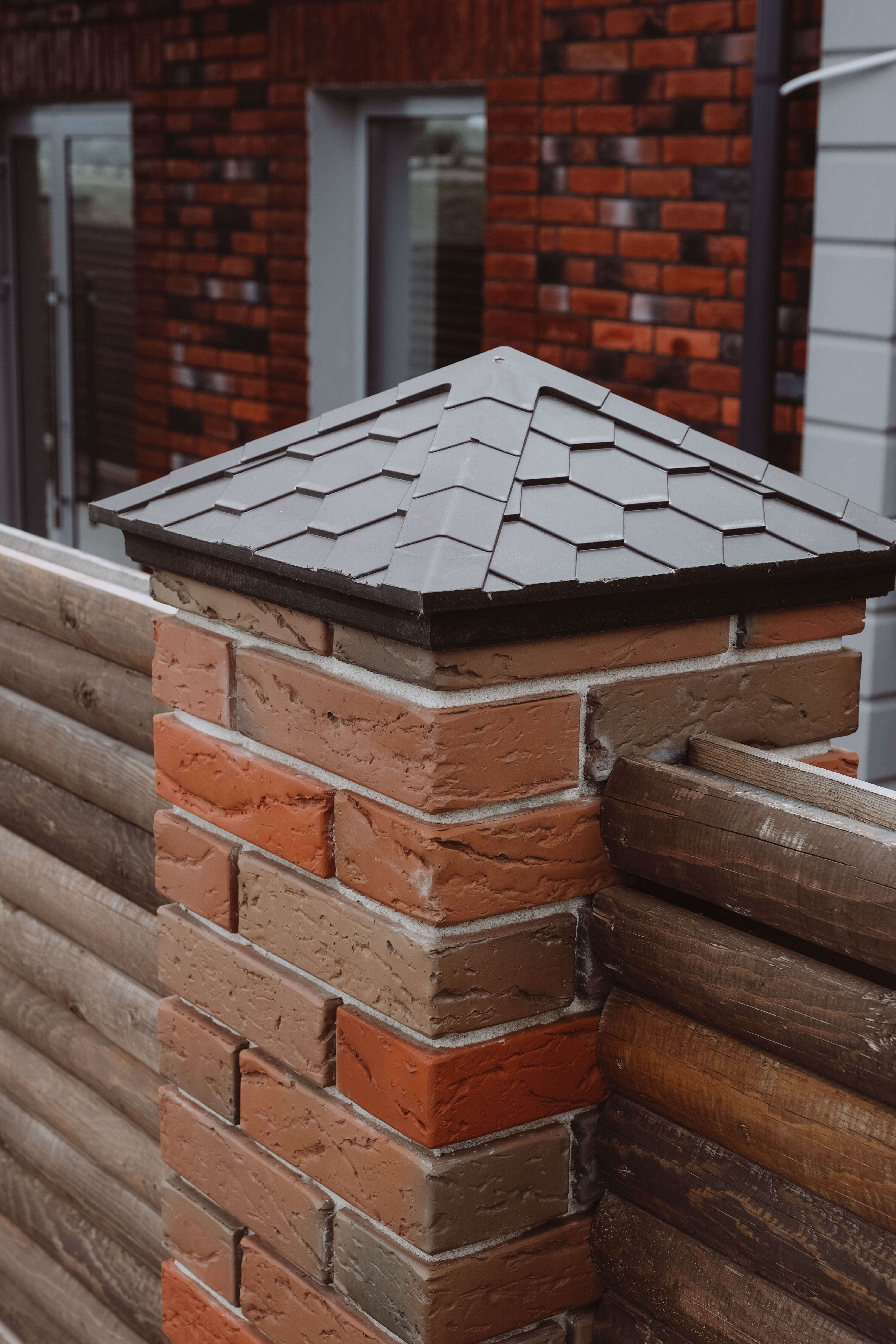 Колпак Zking Эверест Коричневый на столб 1.5х1.5 кирпича (390х390мм) в Хасавюрте фото